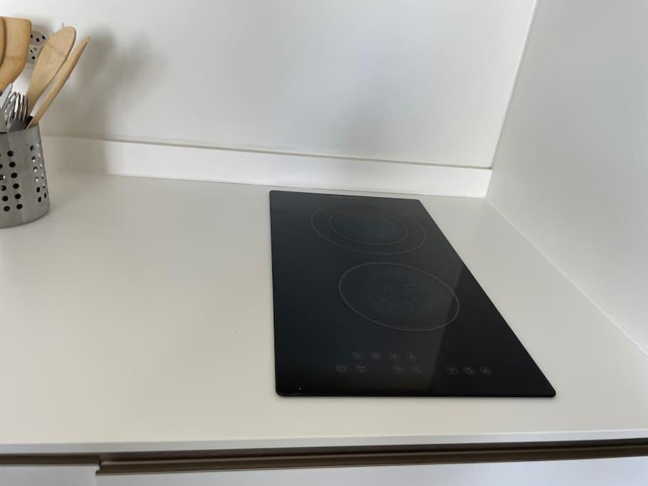 Studio Proche De La Gare ! Apartment Lausanne Ngoại thất bức ảnh
