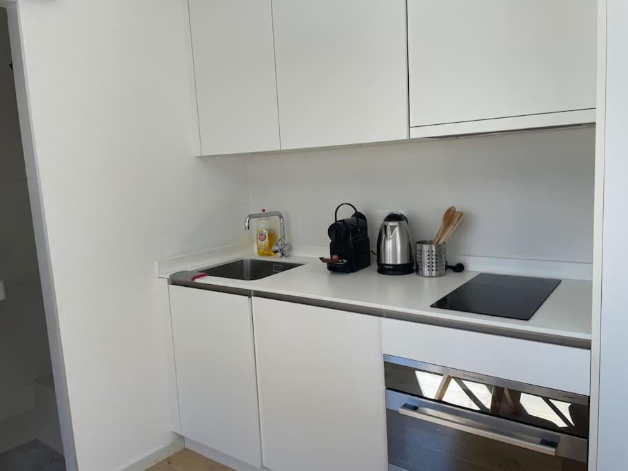 Studio Proche De La Gare ! Apartment Lausanne Ngoại thất bức ảnh