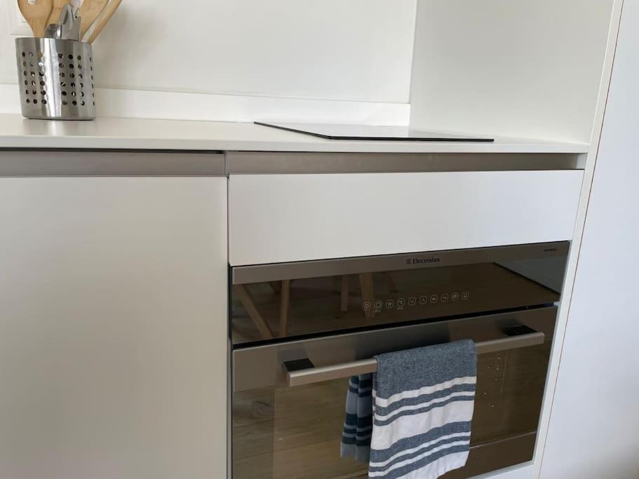 Studio Proche De La Gare ! Apartment Lausanne Ngoại thất bức ảnh